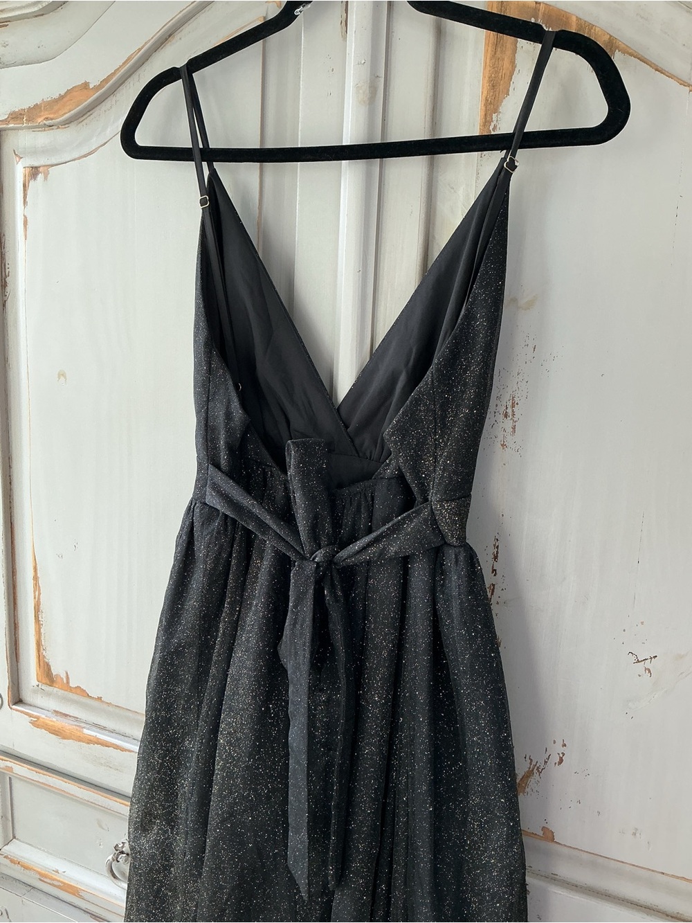Showpo | Angelina Plunge Neck Black Gold Glitter Maxi Dress Formal Gown US 6 NWT - Picture 7 of 11